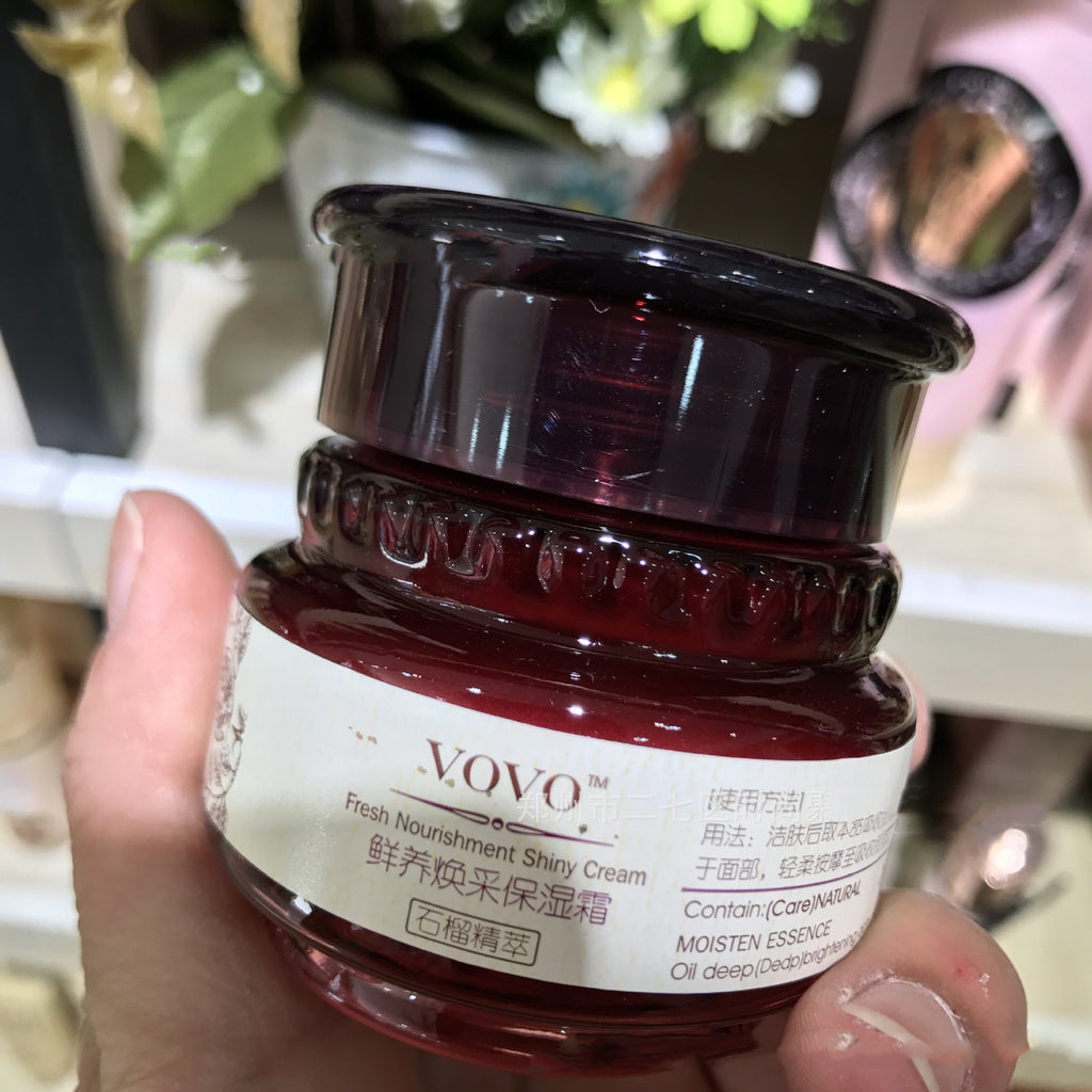 VOVO Black Pomegranate Intensive Care Collection